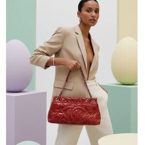 Chanel 2012 Chain Leather Shoulder Bag